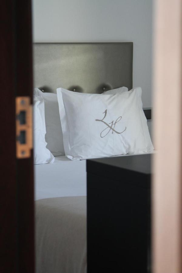 Lazza Hotel فيغيورا دا فوز المظهر الخارجي الصورة
